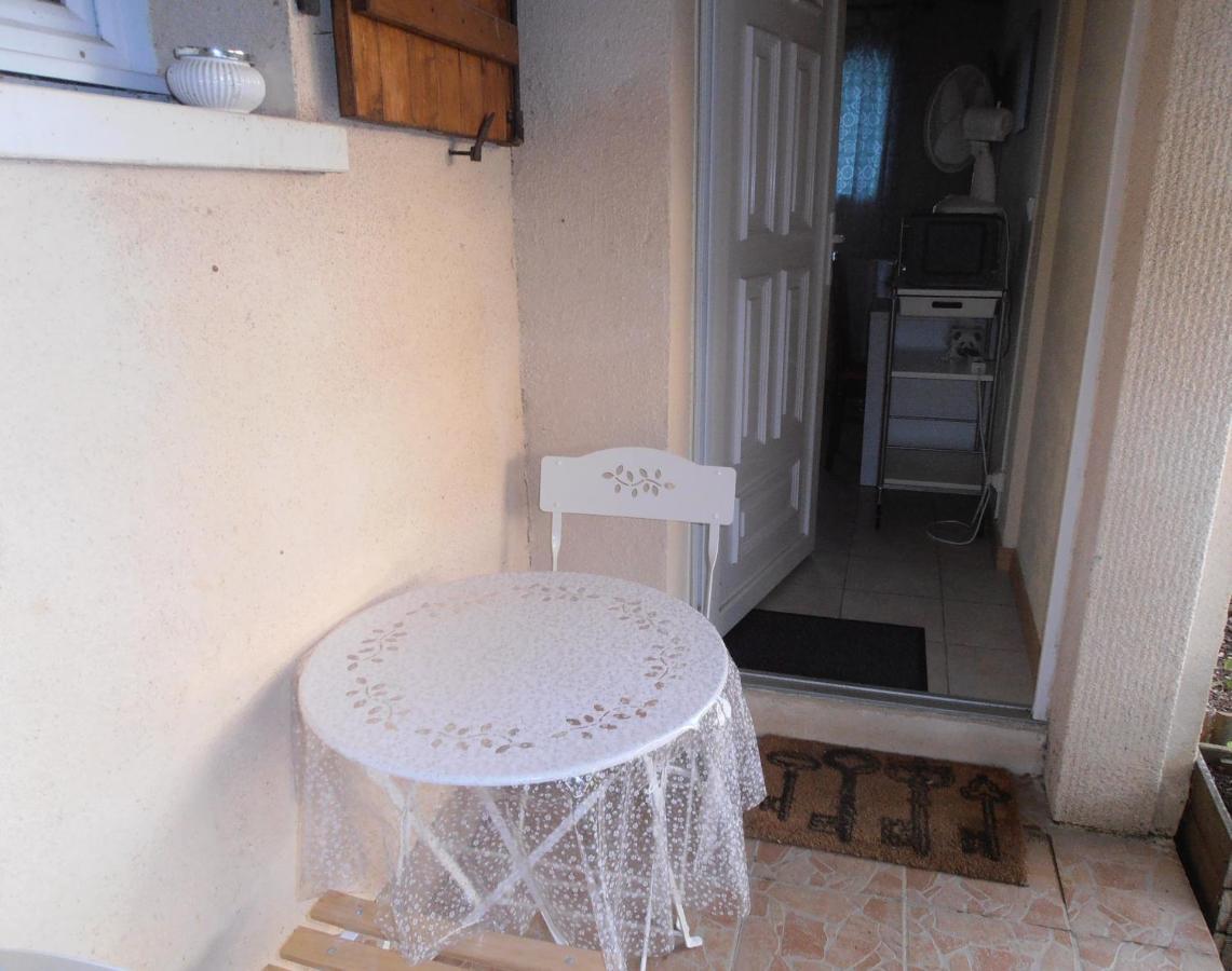 Petite Chambre Particuliere La Force  Exteriör bild